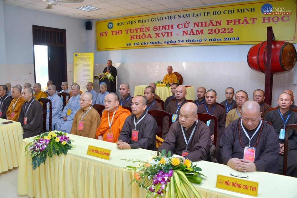 Chư tôn đức Hội đồng Điều hành và Giám thị coi thi Chư tôn đức Hội đồng Điều hành và Giám thị coi thi