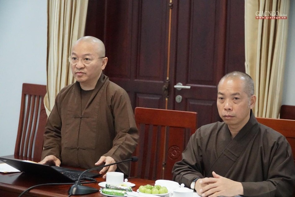 Thượng tọa Thích Nhật Từ, Phó Viện trưởng Thường trực trình bày công tác đào tạo vận hành thư viện và nhà truyền thống Thượng tọa Thích Nhật Từ, Phó Viện trưởng Thường trực trình bày công tác đào tạo vận hành thư viện và nhà truyền thống