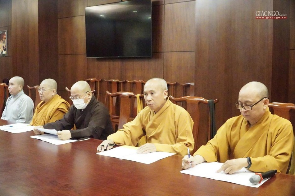 Chư tôn đức Tăng, Ni tham gia phiên họp Chư tôn đức Tăng, Ni tham gia phiên họp