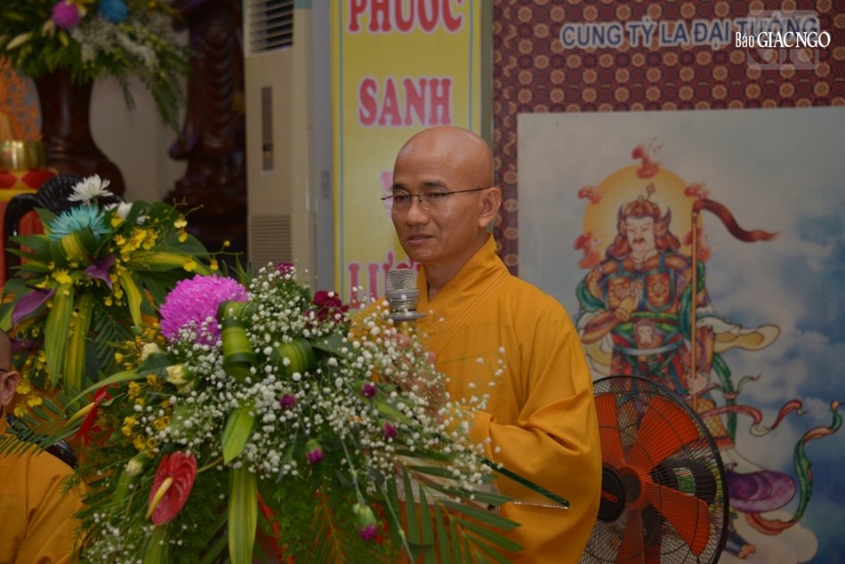 Thượng tọa Thích Thiện Quý phát biểu chỉ đạo Thượng tọa Thích Thiện Quý phát biểu chỉ đạo