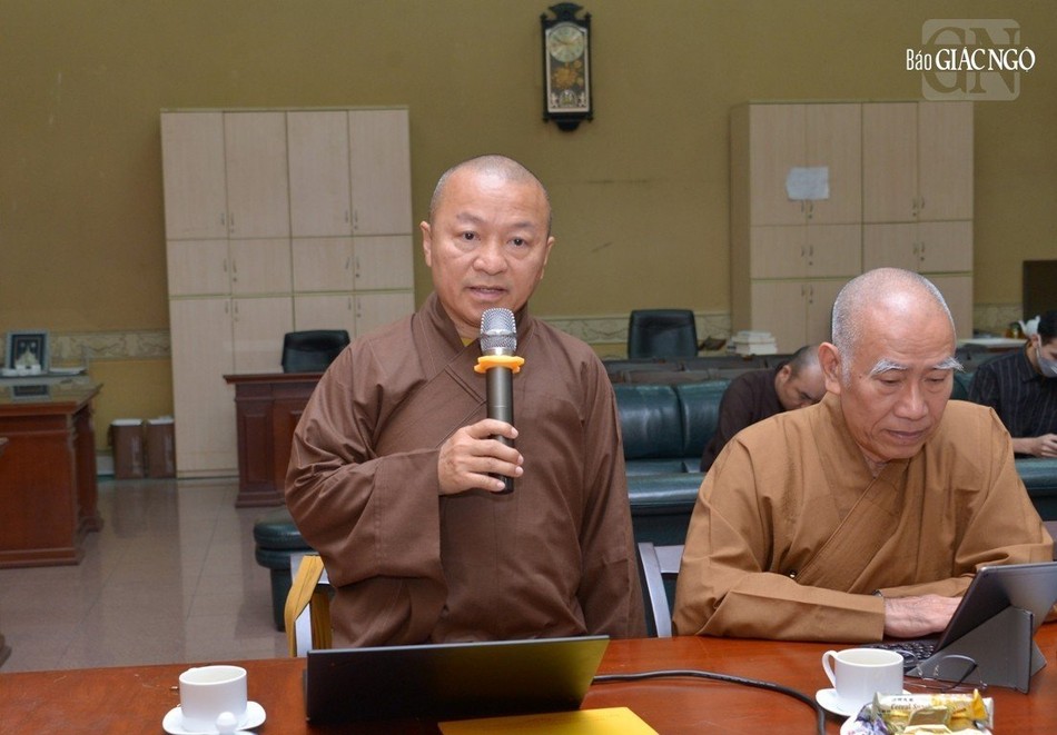 Thượng tọa Thích Nhật Từ, Phó Viện trưởng Thường trực trình công tác chuẩn bị cho hội thảo 60 năm phong trào đấu tranh Phật giáo miền Nam và Bồ-tát Thích Quảng Đức vị pháp thiêu thân