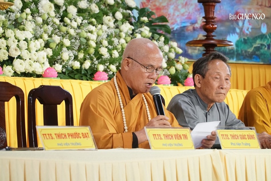 Thượng tọa Thích Giác Dũng phát biểu đúc kết