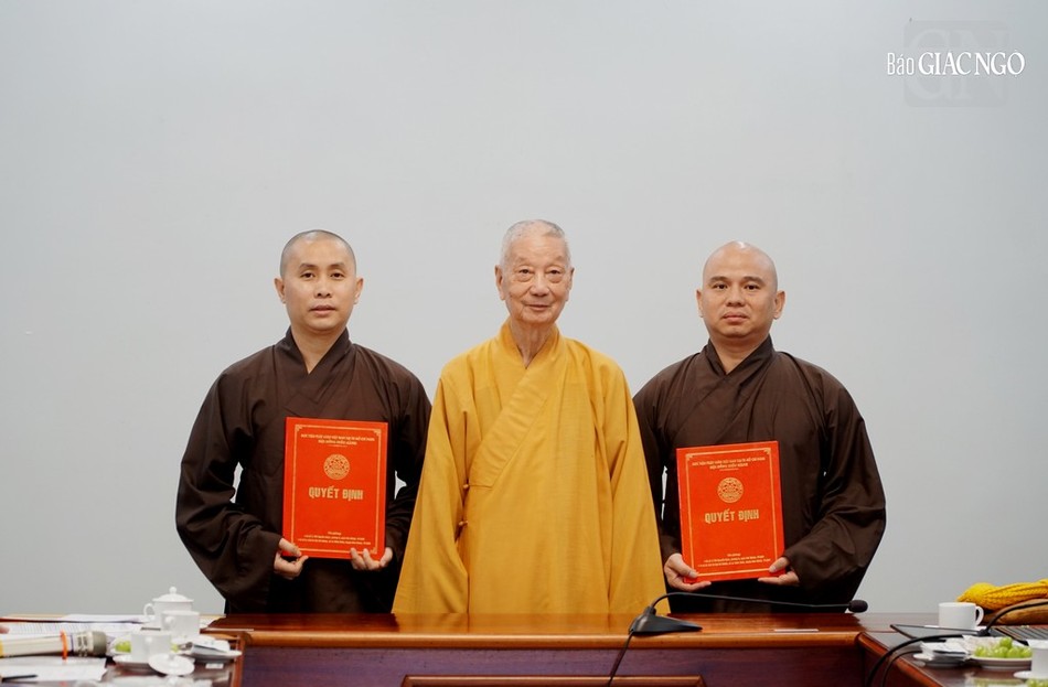 Bổ nhiệm 2 vị Trưởng phòng Đào tạo và Hành chánh của Học viện Bổ nhiệm 2 vị Trưởng phòng Đào tạo và Hành chánh của Học viện