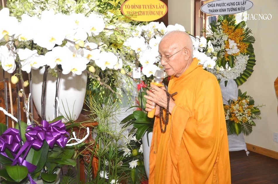 Trưởng lão Hòa thượng Thích Minh Thông phát biểu cảm tạ