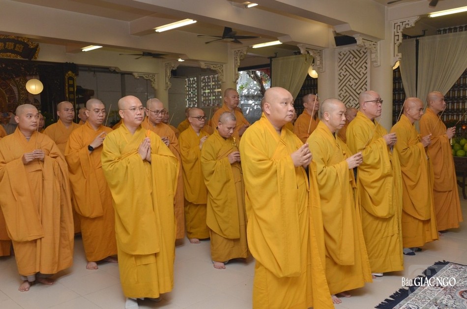 Nhiều thế hệ Tăng Ni đã trực tiếp hoặc gián tiếp nhận ân giáo dưỡng từ cố Trưởng lão Hòa thượng Nhiều thế hệ Tăng Ni đã trực tiếp hoặc gián tiếp nhận ân giáo dưỡng từ cố Trưởng lão Hòa thượng