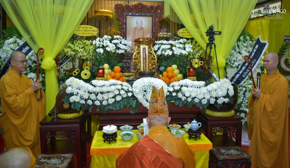 Khải bạch cung thỉnh giác linh triều Phật, yết tổ trước khi tống cửu nhập tháp