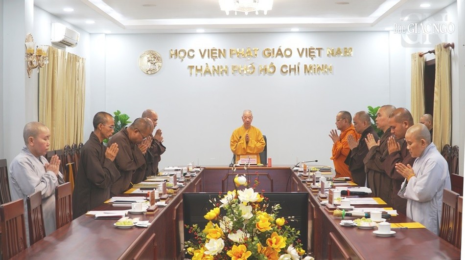 Chư tôn giáo phẩm hồi hướng, kết thúc phiên họp Chư tôn giáo phẩm hồi hướng, kết thúc phiên họp