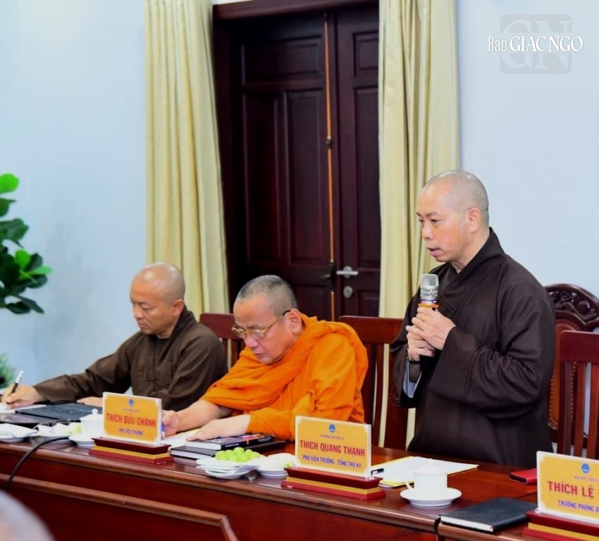 Thượng tọa Thích Quang Thạnh báo cáo công tác chuẩn bị cho Lễ kỷ niệm 40 năm thành lập Học viện Thượng tọa Thích Quang Thạnh báo cáo công tác chuẩn bị cho Lễ kỷ niệm 40 năm thành lập Học viện