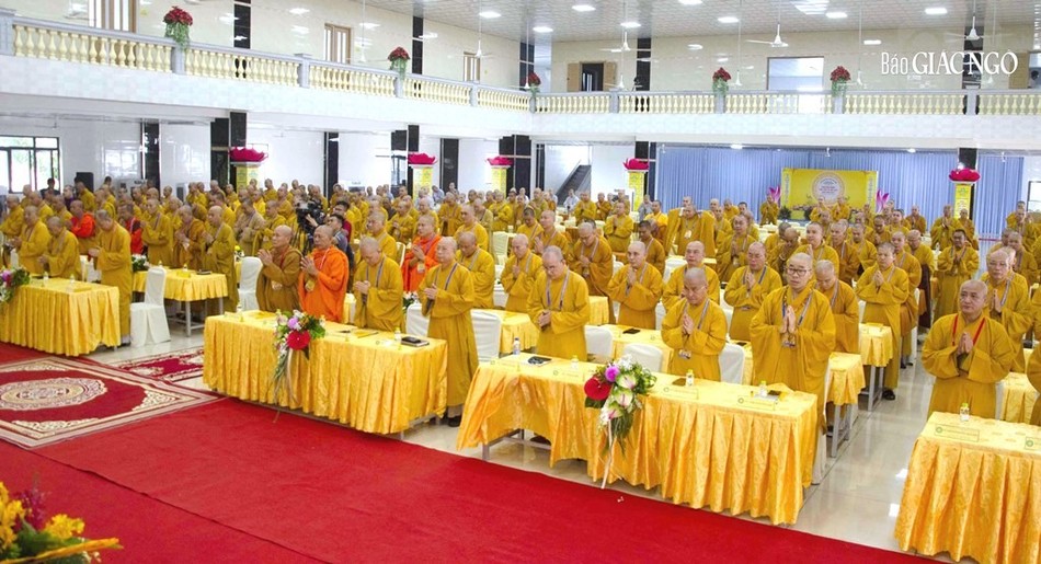 Đồng niệm Phật cầu gia hộ