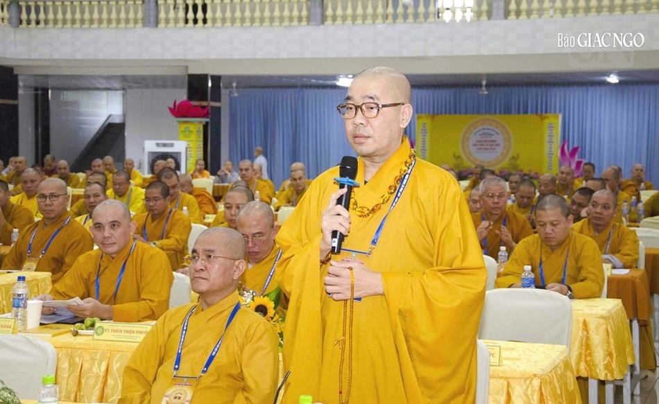 Thượng tọa Thích Quảng Lộc, Trưởng ban Trị sự Phật giáo tỉnh Tiền Giang ưu tư bao giờ việc tổ chức giới đàn theo cụm và khu vực mới được thực hiện