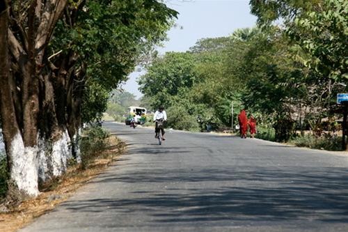 Bình yên những con đường Bình yên những con đường