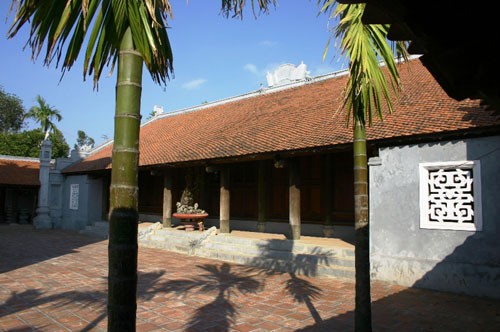 Tiền đường của chùa Dâu