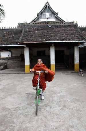 Hồn nhiên những nhà sư trẻ ảnh 3 chutieu 3.jpg