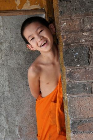 Hồn nhiên những nhà sư trẻ ảnh 5 chutieu 5.jpg