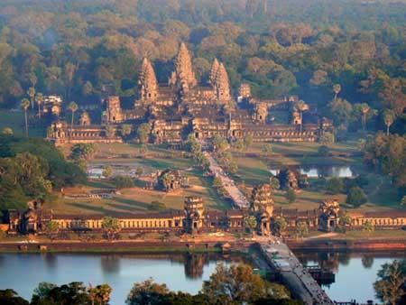 Khám phá đền Angkor Wat  kỳ quan nổi tiếng thế giới ở Campuchia   CafeLandVn