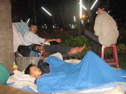 tet-den-1.jpg