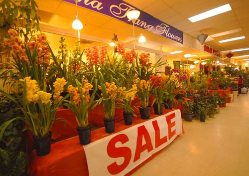 Cali chuẩn bị đón Tết ảnh 3