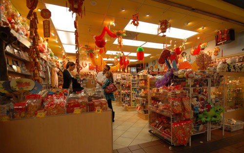 Cali chuẩn bị đón Tết ảnh 4