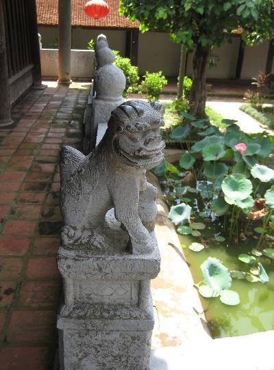 Thăm chùa Bút Tháp đầu xuân ảnh 2