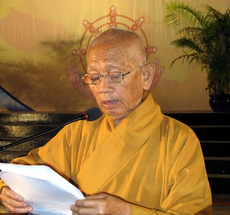 Tổng khai giảng các đạo tràng & ký kết bảo trợ thông tin hội
thảo Hoằng pháp với báo Giác Ngộ