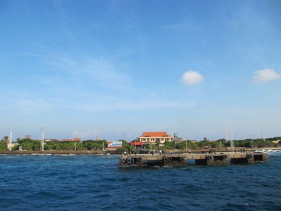 Đem hơi ấm quê hương, tình nghĩa đồng bào đến với Trường Sa ảnh 1