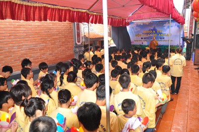 Lạng Sơn: Khai mạc khoá tu “Một ngày hè an lạc” cho 600 thanh thiếu niên trong tỉnh ảnh 41 Lạng Sơn: Khai mạc khoá tu “Một ngày hè an lạc” cho 600 thanh thiếu niên trong tỉnh ảnh 41