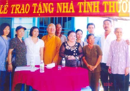 nghuoingheo.jpg