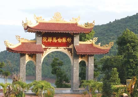 Lục Hòa ảnh 1 luchoa-1.jpg