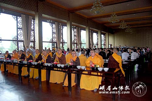 Trung Quốc: Các tự viện trong toàn quốc long trọng tổ chức Pháp hội Vu Lan Bồn ảnh 16 image030.jpg