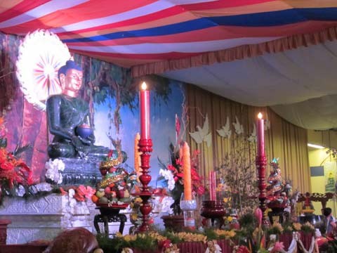 Người Việt ở Mỹ cung nghinh Phật Ngọc cho hòa bình thế giới ảnh 1 Người Việt ở Mỹ cung nghinh Phật Ngọc cho hòa bình thế giới ảnh 1