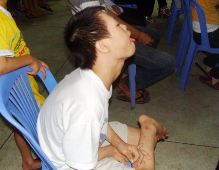 Trung thu đặc biệt của trẻ mồ côi, khuyết tật ở chùa ảnh 4 Trung thu đặc biệt của trẻ mồ côi, khuyết tật ở chùa ảnh 4