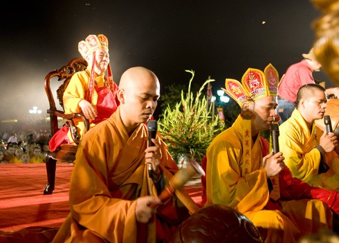 Chen chân dự lễ nhập tượng Thánh Gióng ảnh 2