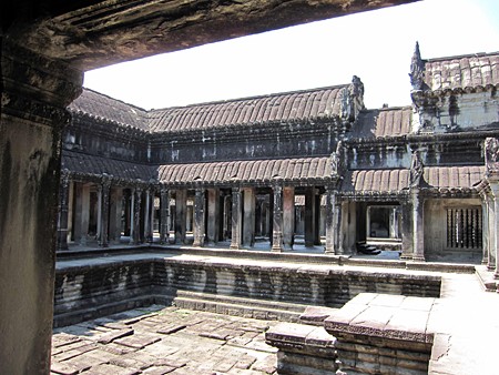 Bí ẩn Angkor ảnh 4 870bf3c2c66a4aef80eaf3befe394f6b.jpg