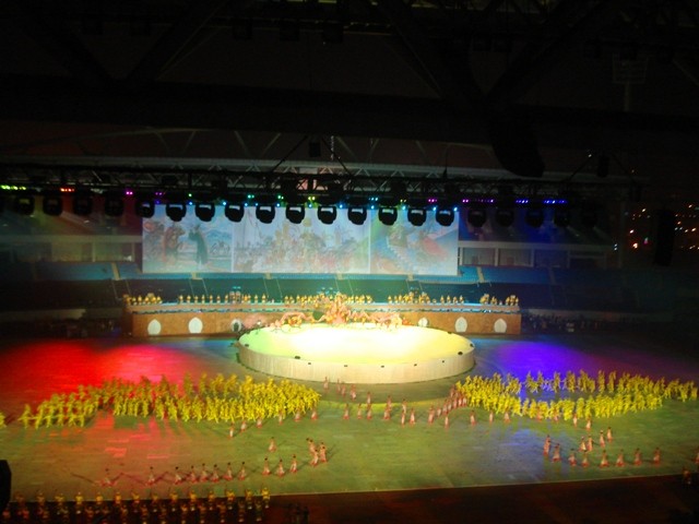 71010-vanhoa-tongduyet10_jpg.jpg