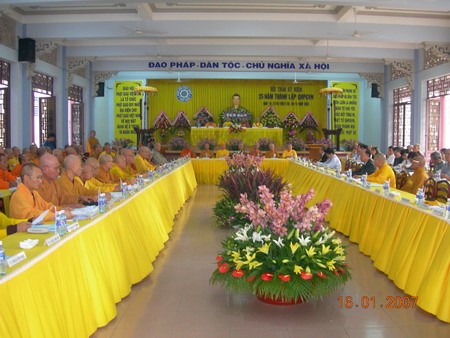 hoithao25nam02.jpg
