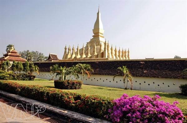 Sắc màu Thạt Luổng ảnh 1