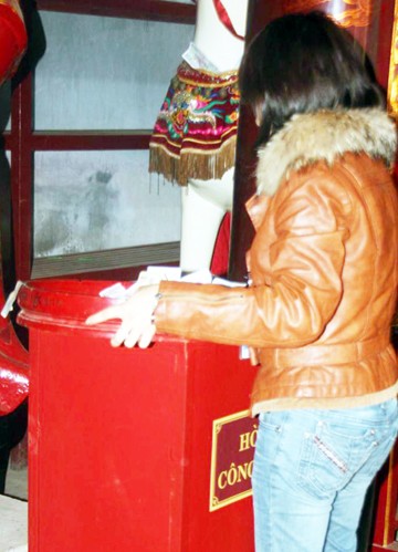 chua07.jpg