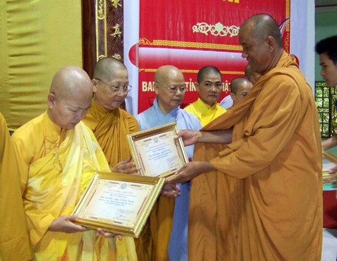 Kiên Giang: Tổng khai giảng các đạo tràng tu học trong tỉnh năm 2011 ảnh 22 Kiên Giang: Tổng khai giảng các đạo tràng tu học trong tỉnh năm 2011 ảnh 22