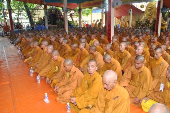 Đồng Nai: Bế mạc Đại giới đàn Nguyên Thiều - Siêu Bạch 2011 ảnh 4