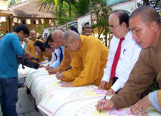 Long An: Tổ chức Hội thảo về bảo vệ môi trường ảnh 24 htmt-50.jpg