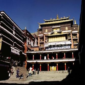 Tashilhunpo: Tu viện nghiên cứu kinh điển ở Tây Tạng ảnh 2 1311063373515_1311063373515_r.jpg