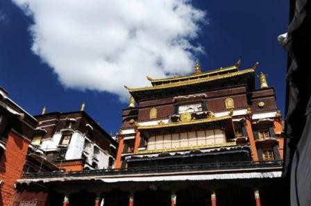 Tashilhunpo: Tu viện nghiên cứu kinh điển ở Tây Tạng ảnh 1 1311063448732_1311063448732_r.jpg