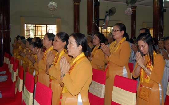 Kiên Giang: Khai mạc Lễ hội Vu lan - Tri ân & Báo hiếu - 2011 ảnh 17