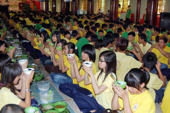 Kiên Giang: 1.000 bạn trẻ tham dự khóa tu Báo hiếu nhân mùa Vu lan ảnh 3 tbh-22.jpg