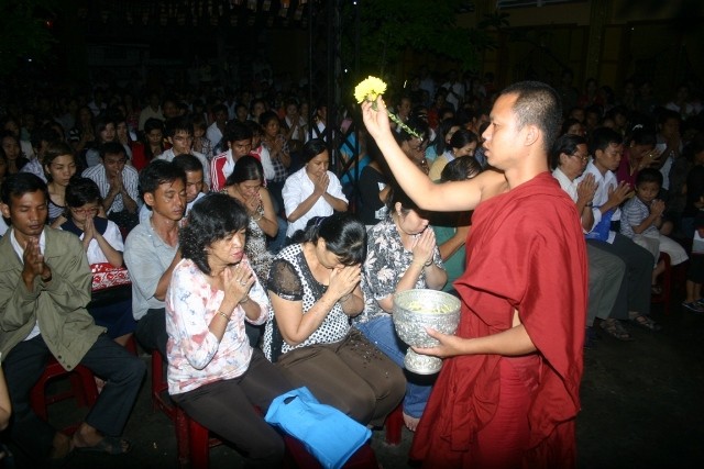 hinh le hoi (22).JPG