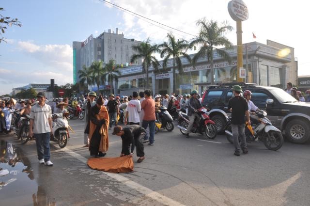 Nơi mỗi bước chân, mỗi cái lạy của thầy đi qua… ảnh 1 wthaytamman_______ng_Nguy___n_V__n_c_____63__447147717 (1).jpg