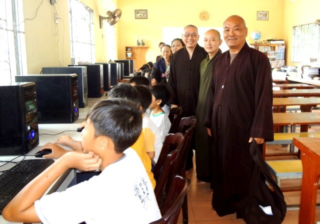 Vi tinh.jpg