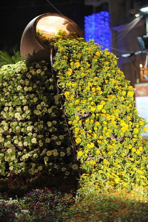 Tưng bừng khai mạc đường hoa Nguyễn Huệ ảnh 19 Tưng bừng khai mạc đường hoa Nguyễn Huệ ảnh 19