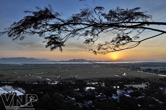 Nên thơ núi Cấm ảnh 8