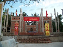 chua-long-hoa-2.jpg